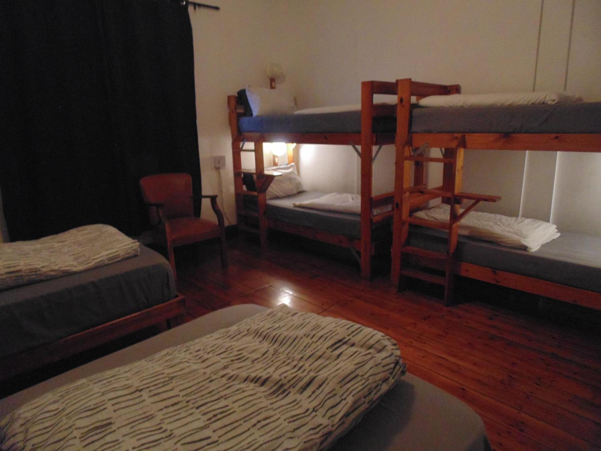 Zebra Crossing Backpacker Hostel Κέιπ Τάουν Εξωτερικό φωτογραφία