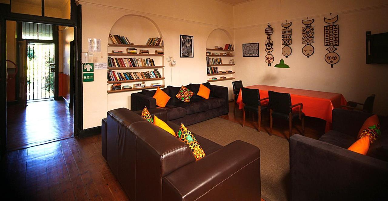 Zebra Crossing Backpacker Hostel Κέιπ Τάουν Εξωτερικό φωτογραφία