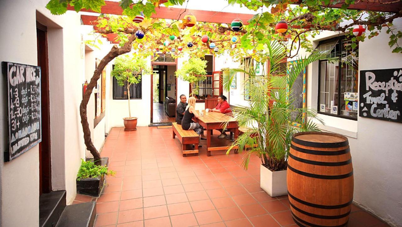 Zebra Crossing Backpacker Hostel Κέιπ Τάουν Εξωτερικό φωτογραφία