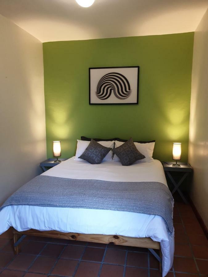 Zebra Crossing Backpacker Hostel Κέιπ Τάουν Εξωτερικό φωτογραφία